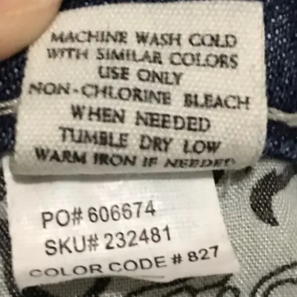 RSQ Cabo Cut-off Distressed Jean shorts Size 3 - Picture 4 of 7